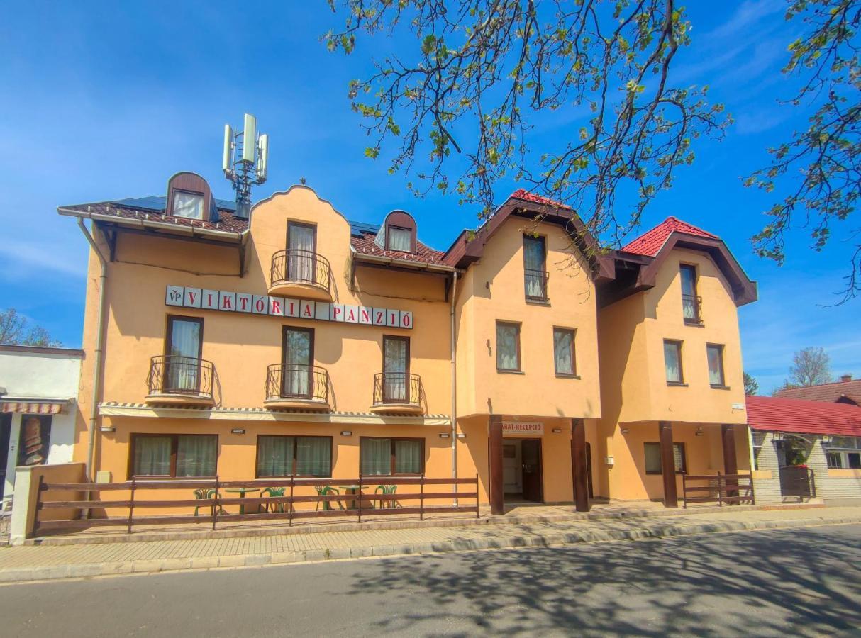 Hotel Viktoria Panzio Zamárdi Exterior foto